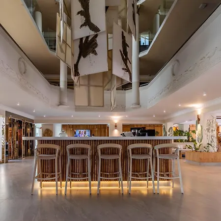 Laur Hotels Experience & Elegance-3
