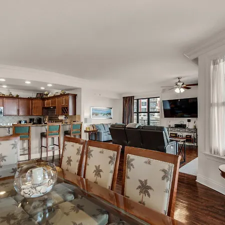 Bright, Corner Unit With Incredible Gulf And Sunset Views!-2