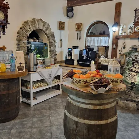 Gościniec Groblice-2