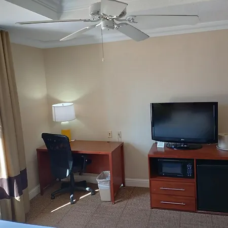 Samir Stay At Nw Expressway-3