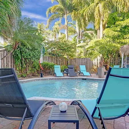 Kiki 4 - Men'S Clothing Optional Guest Houses-2