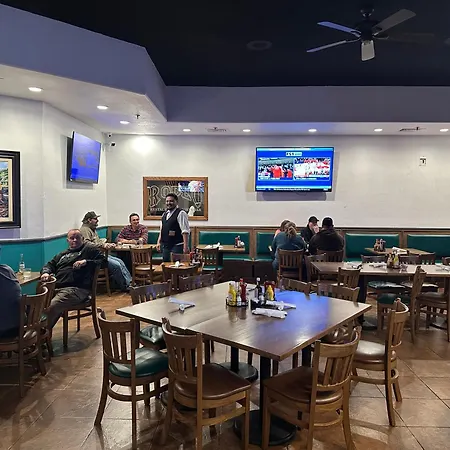 Ramada By Wyndham Williams/Grand Canyon Area-2