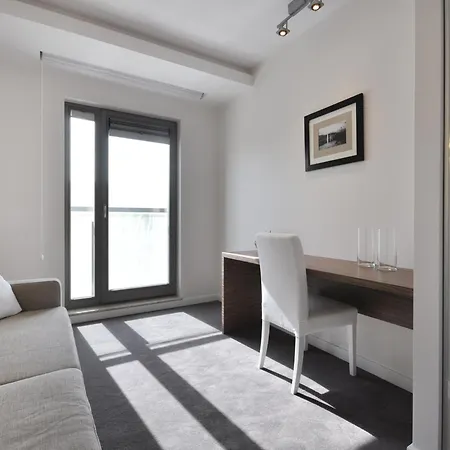 Gdansk Old Town Waterlane By Noclegi Renters-2