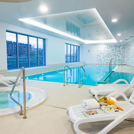 Luxury Apartments Gdansk Old Town With Spa & Gym By Noclegi Renters-2