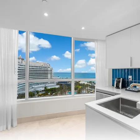 Fontainebleau Miami Beach Tresor Private Luxury Suites-2