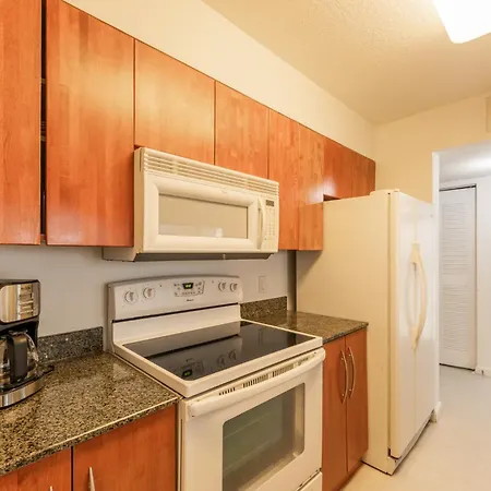 Lux Brickell Bay Condo City Views & Prime Location-3