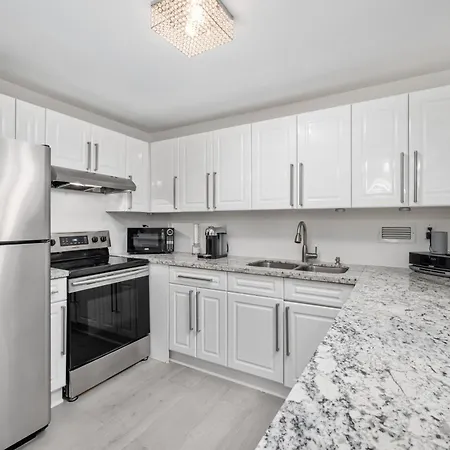 Private Residence At Roney Palace - 328-3