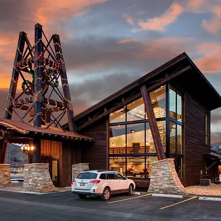 Quaint Prospector Lodge Studio #729-2