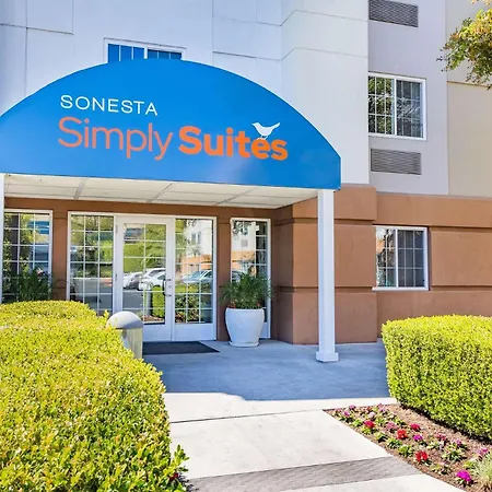 Sonesta Simply Suites Houston Brookhollow-3