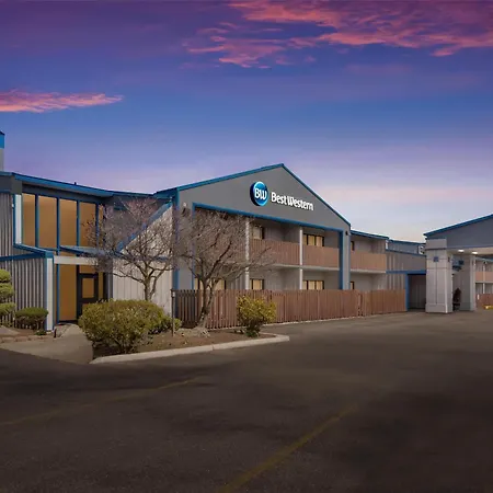 Best Western Chieftain Inn-3