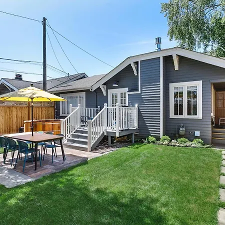 Maple Leaf Craftsman - Hot Tub, Ac, Dog Friendly-2
