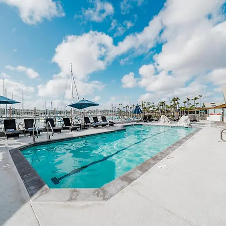 Bay Club Hotel&Marina-3