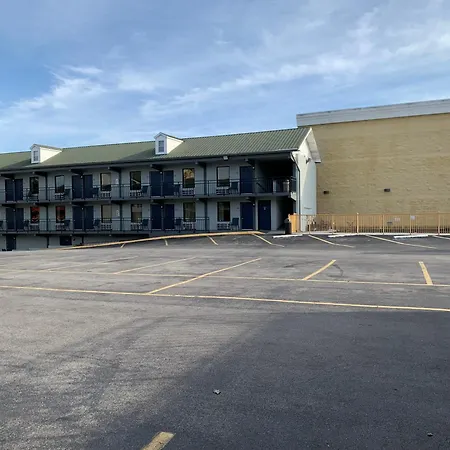 Pigeon Forge Parkway Inn-3