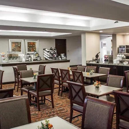Quality Inn Dayton North - Vandalia-2