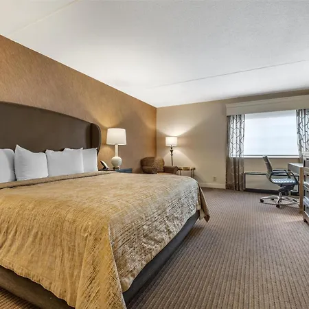 Best Western Plus The Normandy Inn & Suites-3