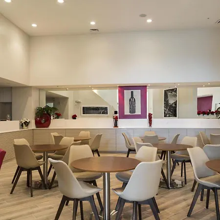 The Point Hotel Apartment 603 Near To Universal-3