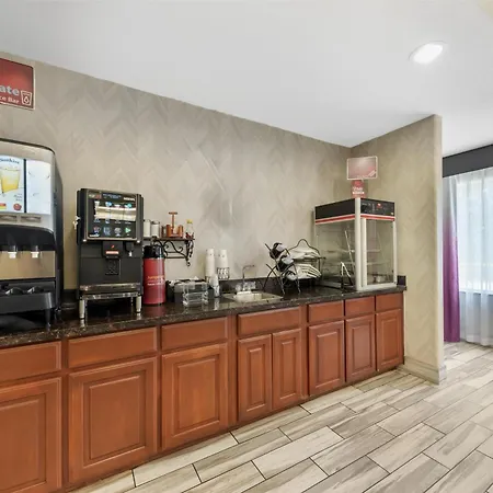 Best Western Plus San Antonio East Inn & Suites-2