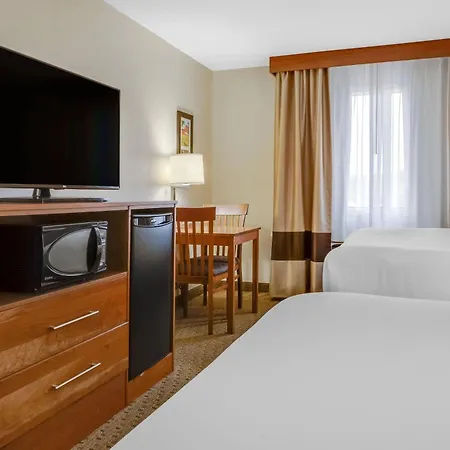 Comfort Inn Millersburg-3