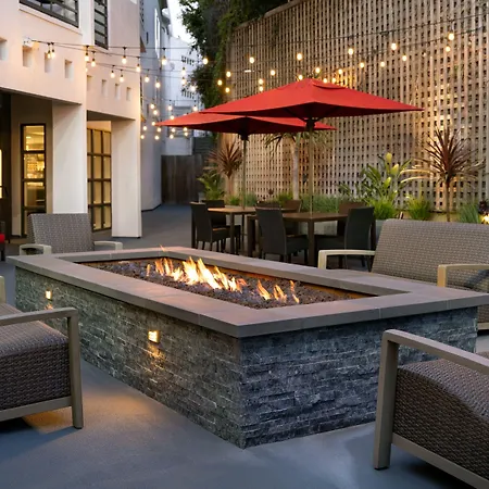 Courtyard Los Angeles Century City/Beverly Hills-2