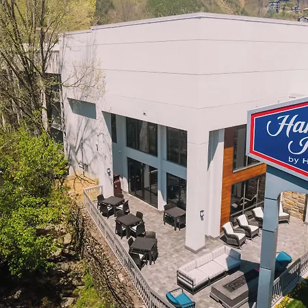 Hampton Inn Gatlinburg-3