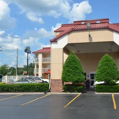 Days Inn By Wyndham Airport Nashville East-3