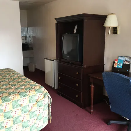 Belmont Inn And Suites-3