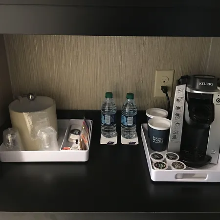 Four Points By Sheraton Bellingham Hotel & Conference Center-3