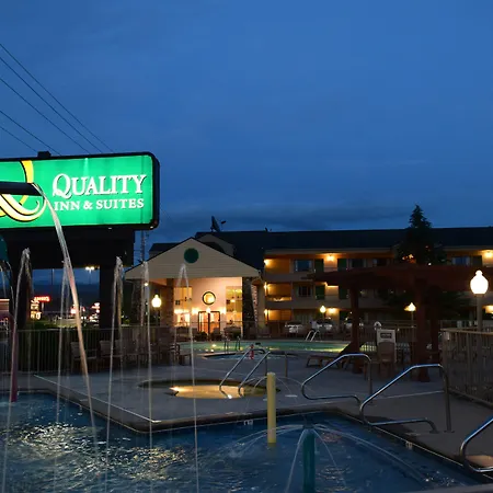 Quality Inn & Suites At Dollywood Lane-3
