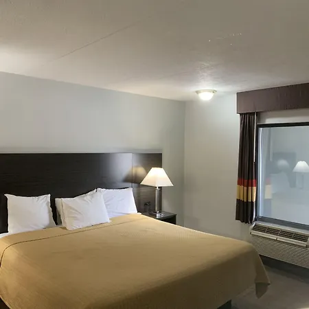 Pigeon Forge Parkway Inn-2