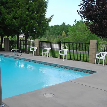 Baymont By Wyndham Yakima Riverfront-2