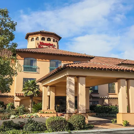 Hampton Inn & Suites Camarillo-2
