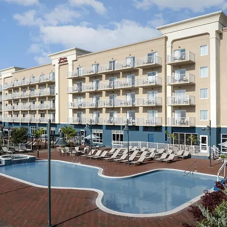 Hampton Inn & Suites Ocean City Bayfront-Convention Center-3