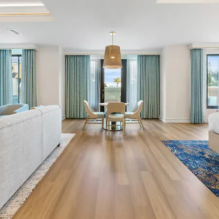 Harbor Suites At Harborwalk Village-3