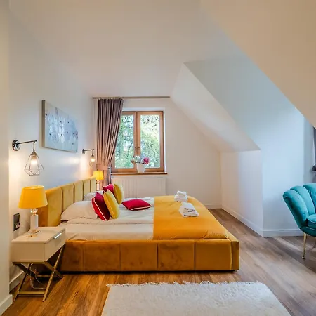 Villa Jarosta Premium & Spa-2