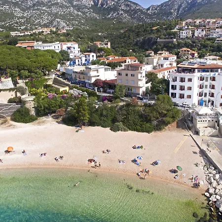 Bue Marino Hotel & Rooftop Bar-2