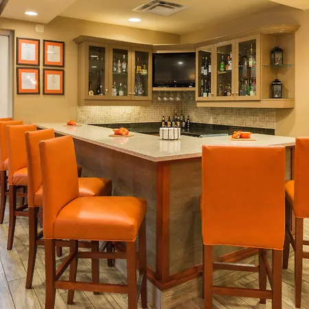 Hilton Garden Inn Charlottesville-3