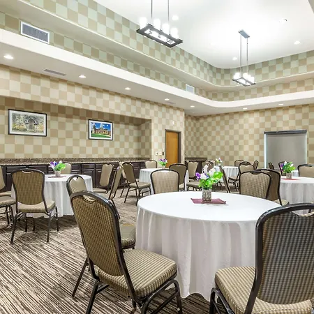 Best Western Plus Lackland Hotel And Suites.-2