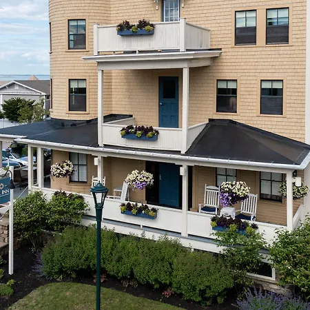Colonial Inn-2