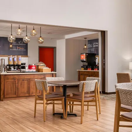 Hampton Inn & Suites Whitefish-2