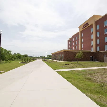 Hampton Inn & Suites Oklahoma City Airport-3