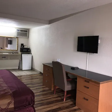 Bear Mount Inn & Suites-3