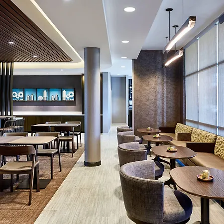 Springhill Suites By Marriott Cleveland Independence-3