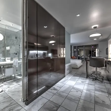Palms Place One Bedroom Suite 1220 Sqft-2
