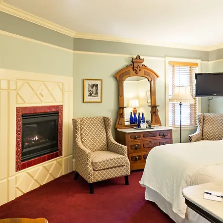 Brass Key Guesthouse Adults Only-2