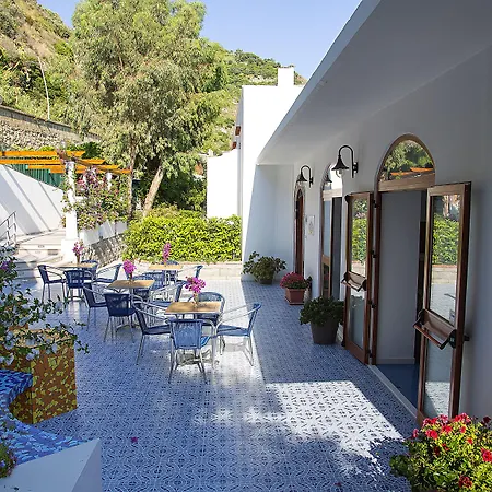 Hotel La Mandorla-3