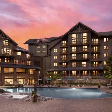 337 - Studio- Lodge At Spruce Peak -Stowe Mt Resort- Ski In Ski Out - Sleeps 4-3