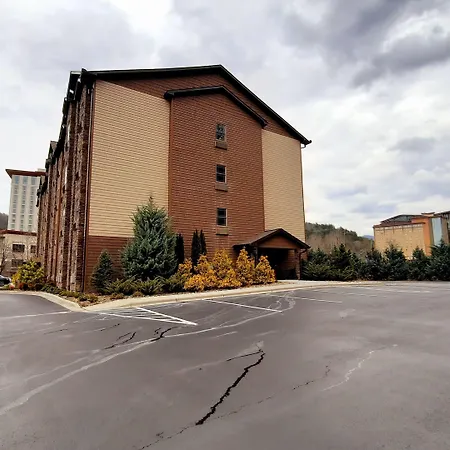 Stonebrook Lodge-2