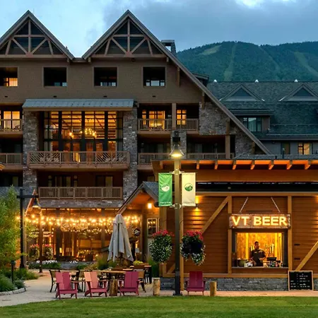 1116 Lodge At Spruce Peak Ski In Ski In Ski Out King Studio By Stowe Mountain Rentals-3