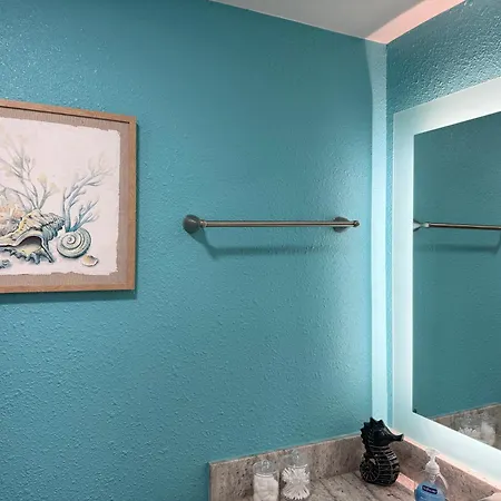 Grande Cayman 1Br Myrtle Turtle Ocean Front-3