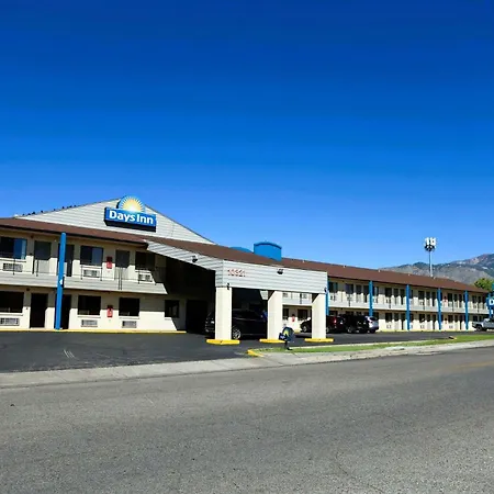 Days Inn By Wyndham East Albuquerque 'Newly Renovated'-3